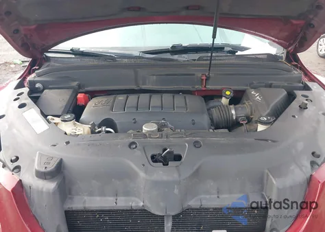 2010 Buick Enclave 1Xl z USA, uszkodzony, nr VIN 5GALRBED4AJ112145